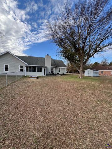 111 Willowgate Drive, Bonaire, GA 31005