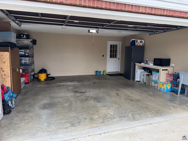 111 Willowgate Drive, Bonaire, GA 31005