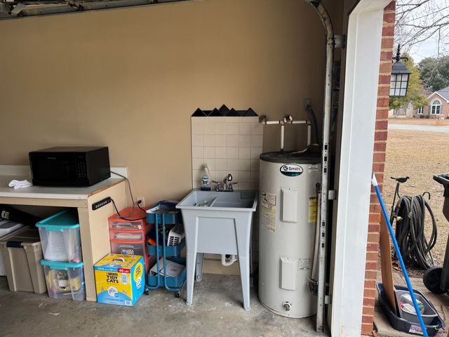 111 Willowgate Drive, Bonaire, GA 31005