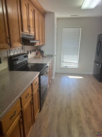 111 Willowgate Drive, Bonaire, GA 31005