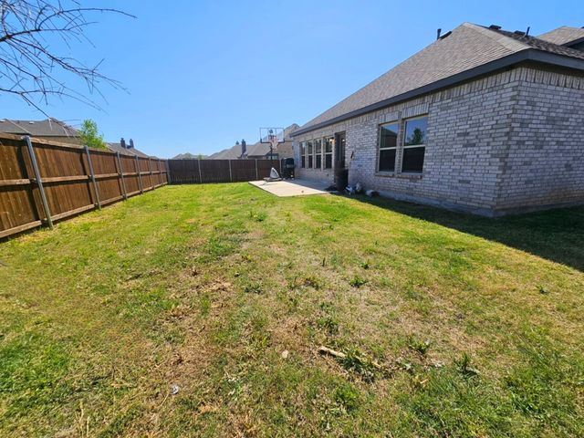 1345 Fox Glen Trail, Crowley, TX 76036