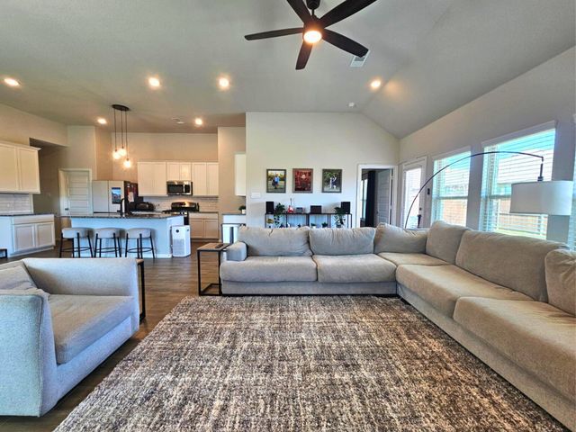 1345 Fox Glen Trail, Crowley, TX 76036