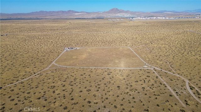 1 Alden, Adelanto, CA 92301