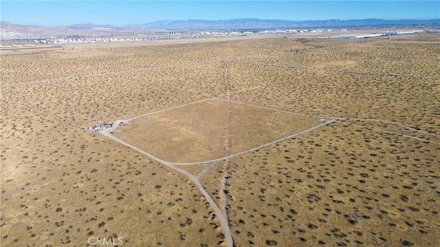 1 Alden, Adelanto, CA 92301