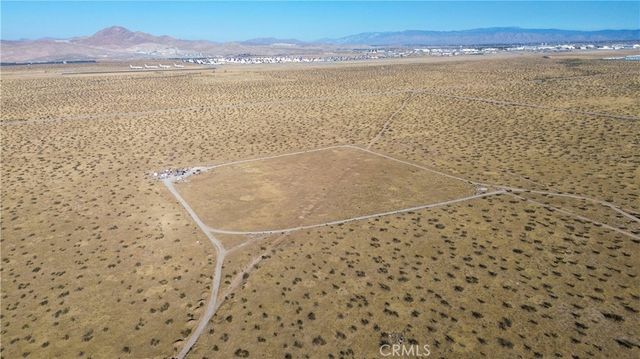 1 Alden, Adelanto, CA 92301