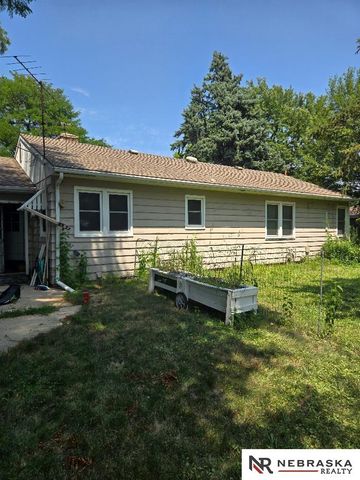 1829 Phelps Avenue, Fremont, NE 68025