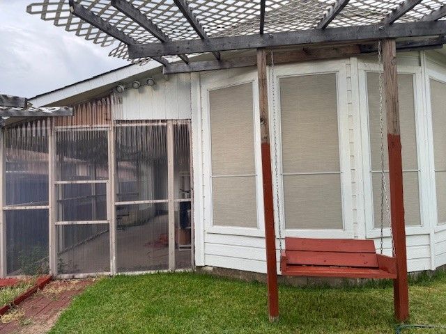 6922 Field Lark Drive, Arlington, TX 76002