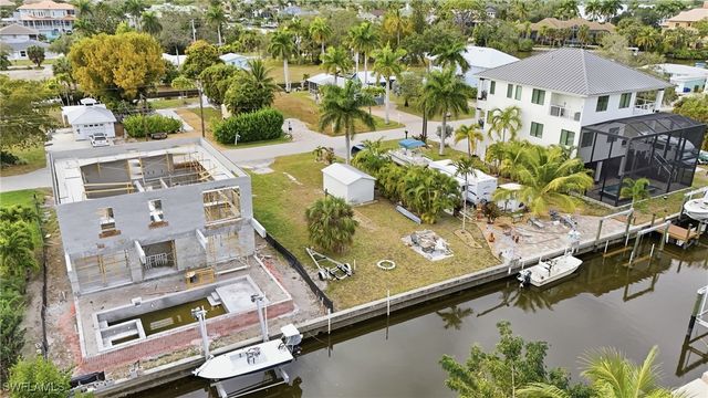 27578 Tarpon WAY, Bonita Springs, FL 34134