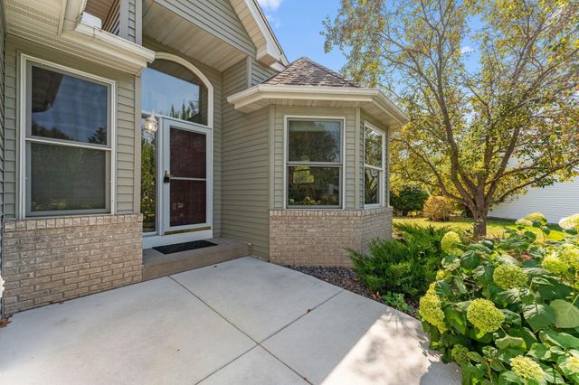 6608 Tele Lane, Lino Lakes, MN 55038