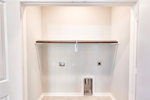 325 Diamondleaf DR, Buda, TX 78610