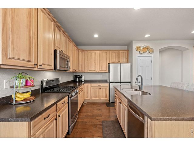 852 Laramie Ln, Erie, CO 80516