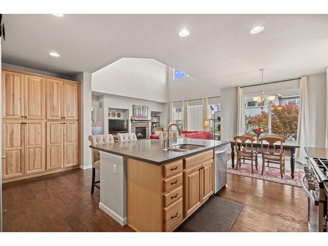 852 Laramie Ln, Erie, CO 80516