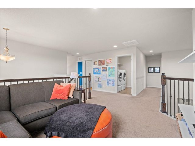 852 Laramie Ln, Erie, CO 80516