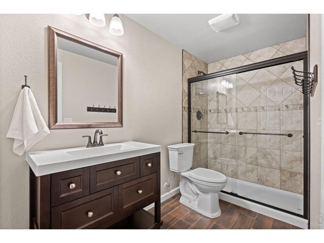 852 Laramie Ln, Erie, CO 80516