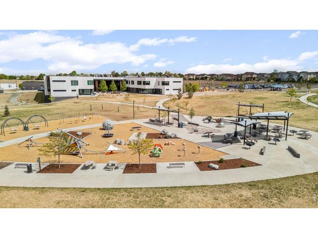 852 Laramie Ln, Erie, CO 80516