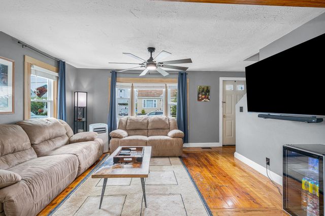 67 Batchelder Avenue, Manchester, NH 03103