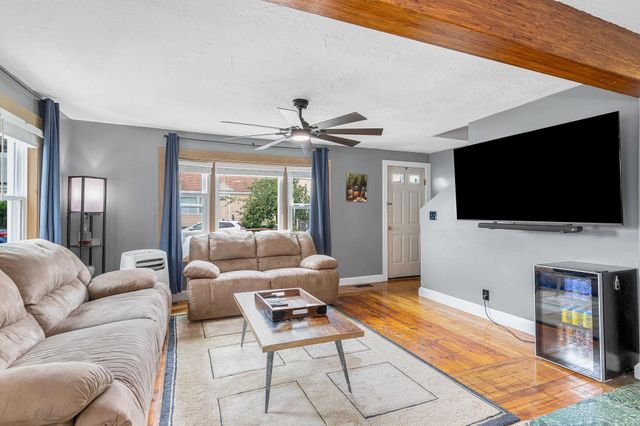 67 Batchelder Avenue, Manchester, NH 03103