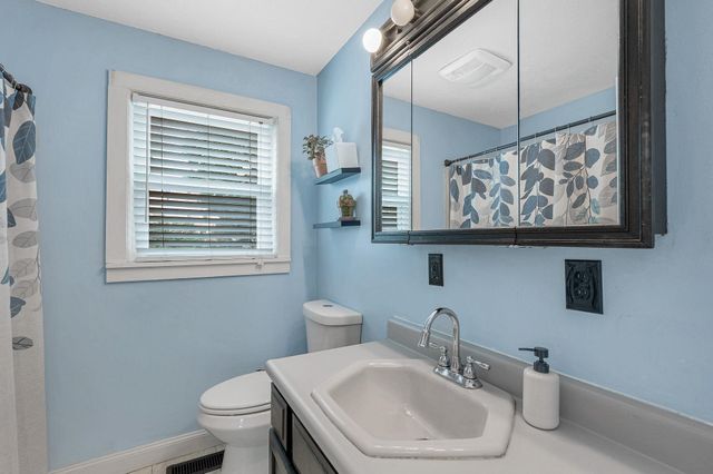 67 Batchelder Avenue, Manchester, NH 03103