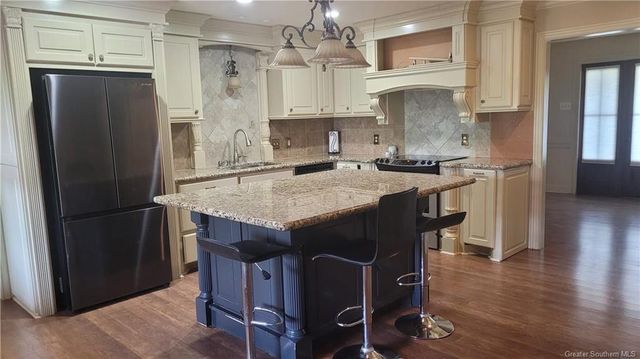 276 School Street, Lake Charles, LA 70611