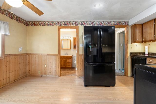23 Friendship Street, Billerica, MA 01821