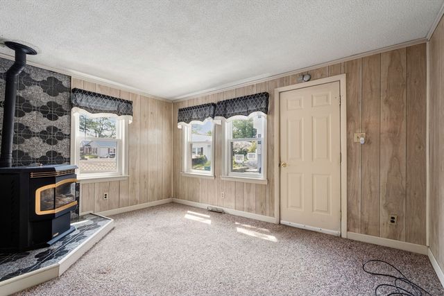 23 Friendship Street, Billerica, MA 01821