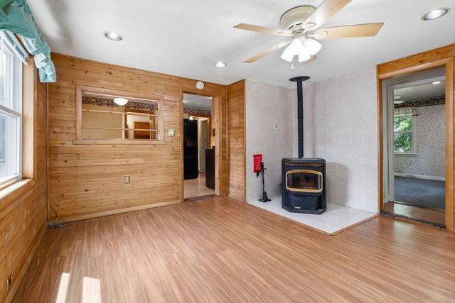 23 Friendship Street, Billerica, MA 01821