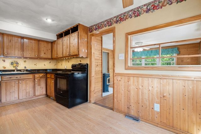 23 Friendship Street, Billerica, MA 01821