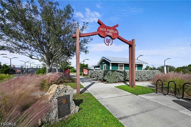 16152 Palmetto ST, Punta Gorda, FL 33982
