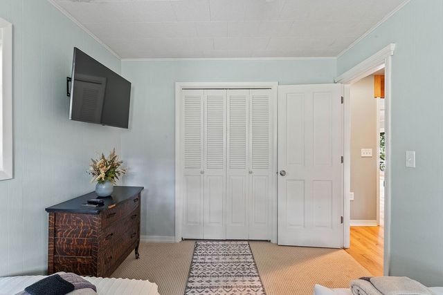 10135 Elizabeth Drive, Rogers, AR 72756