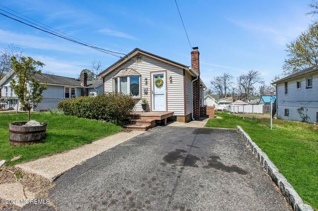 26 Hilltop Boulevard, Keyport, NJ 07735