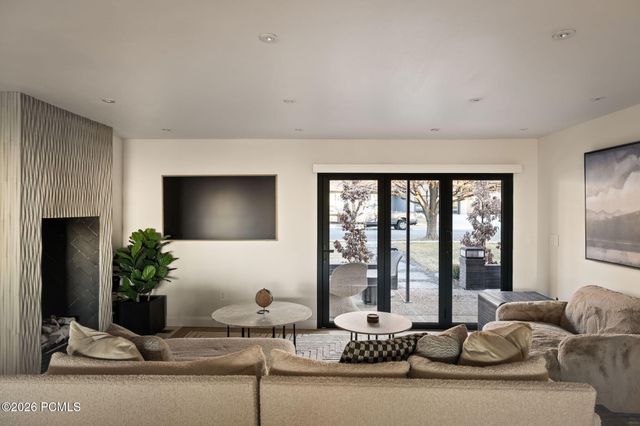 1404 Canterbury Drive, Salt Lake City, UT 84108