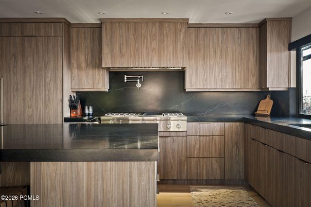 1404 Canterbury Drive, Salt Lake City, UT 84108