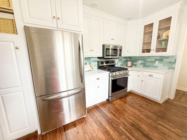903 Homewood Avenue, Mishawaka, IN 46544