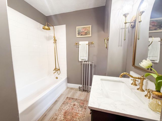 903 Homewood Avenue, Mishawaka, IN 46544