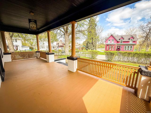 903 Homewood Avenue, Mishawaka, IN 46544