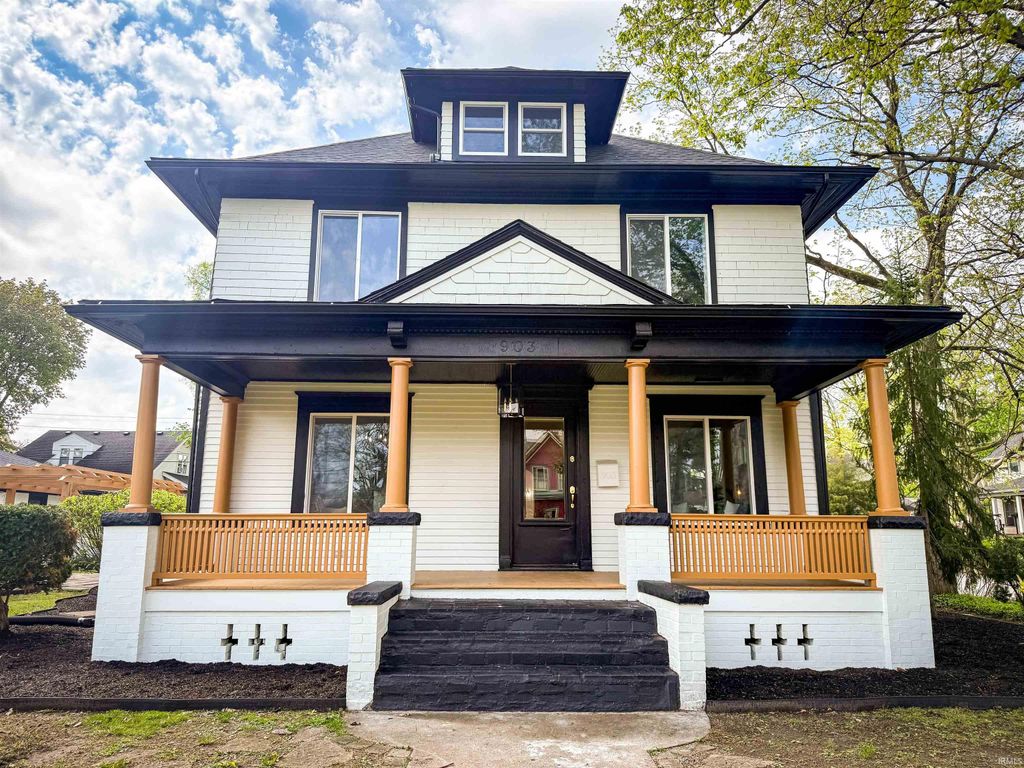 903 Homewood Avenue, Mishawaka, IN 46544
