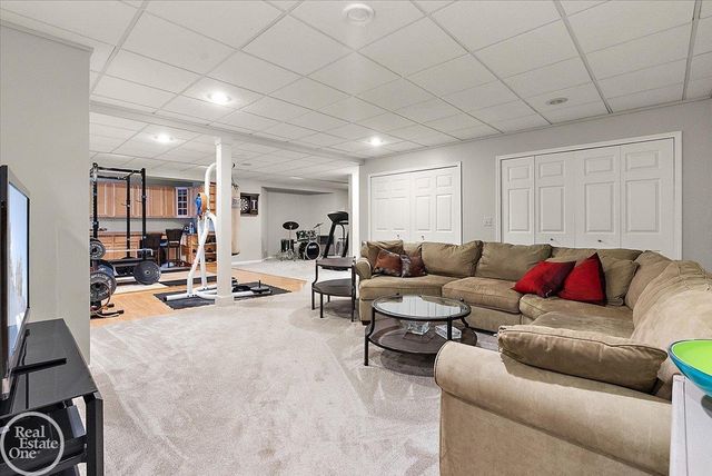 3800 May Center Road, Orion Twp, MI 48360