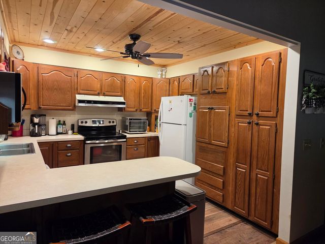 445 Helton Creek Road, Blairsville, GA 30512