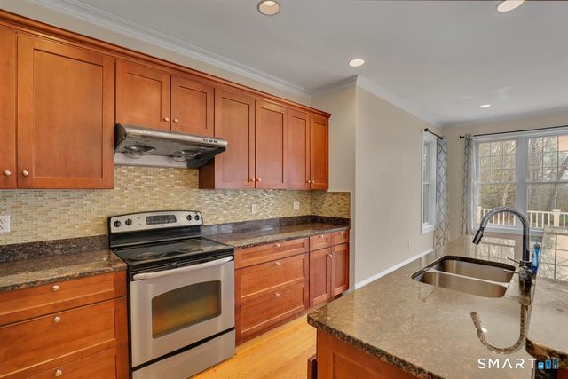 30 Beacon Hill Drive, Mansfield, CT 06268