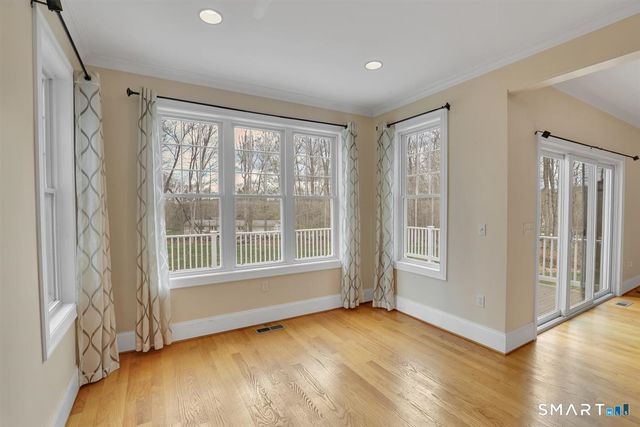 30 Beacon Hill Drive, Mansfield, CT 06268
