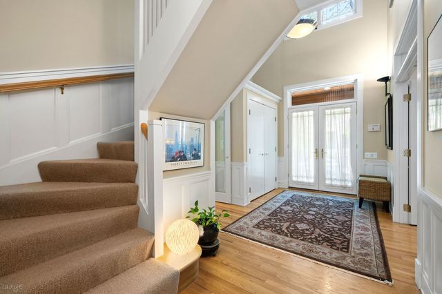 2705 N Bosworth Avenue, Chicago, IL 60614