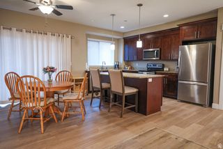 1225 E WOLF HOLLOW LN #101, Holladay, UT 84117