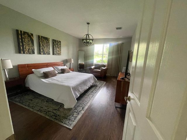 7947 Lando Avenue, Boynton Beach, FL 33437