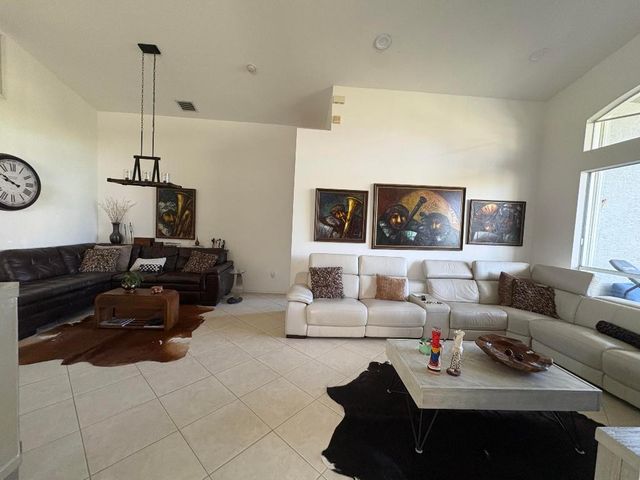 7947 Lando Avenue, Boynton Beach, FL 33437