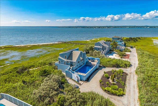 556 Dune Road, Westhampton, NY 11977