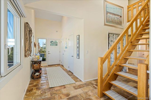 556 Dune Road, Westhampton, NY 11977
