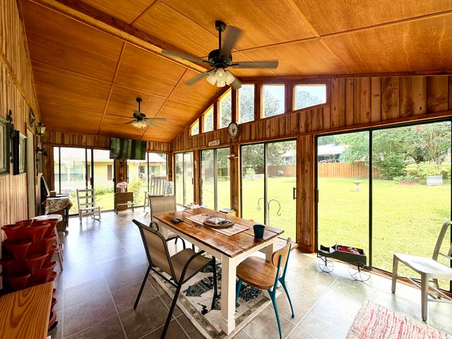 178 Meadow Green Drive, Ringgold, GA 30736
