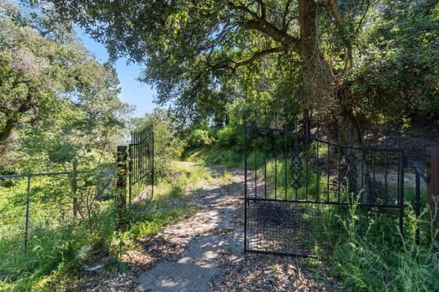 22981 Highway 17, Los Gatos, CA 95033