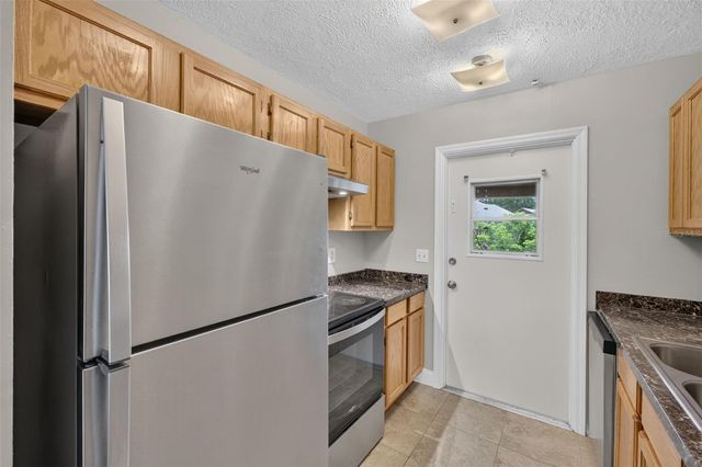5301 HANSEL AVENUE A-18, Edgewood, FL 32809