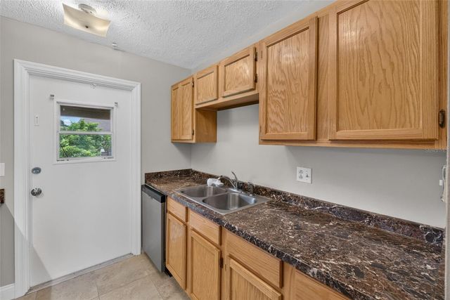 5301 HANSEL AVENUE A-18, Edgewood, FL 32809